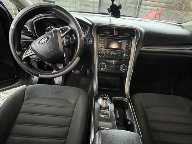 Сірий Форд Фьюжен, об'ємом двигуна 2.5 л та пробігом 137 тис. км за 12000 $, фото 4 на Automoto.ua