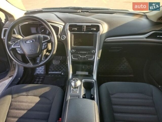 Сірий Форд Фьюжен, об'ємом двигуна 1.5 л та пробігом 106 тис. км за 9500 $, фото 7 на Automoto.ua
