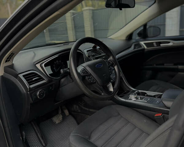 Сірий Форд Фьюжен, об'ємом двигуна 1.5 л та пробігом 160 тис. км за 9900 $, фото 6 на Automoto.ua