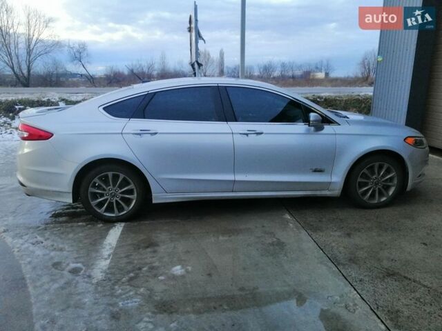 Серый Форд Фьюжн, объемом двигателя 2 л и пробегом 110 тыс. км за 18900 $, фото 7 на Automoto.ua