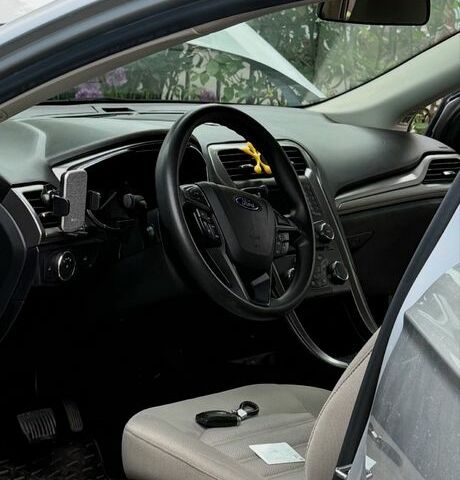 Серый Форд Фьюжн, объемом двигателя 2 л и пробегом 3 тыс. км за 10000 $, фото 5 на Automoto.ua