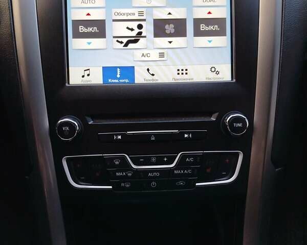 Сірий Форд Фьюжен, об'ємом двигуна 2 л та пробігом 128 тис. км за 14400 $, фото 22 на Automoto.ua