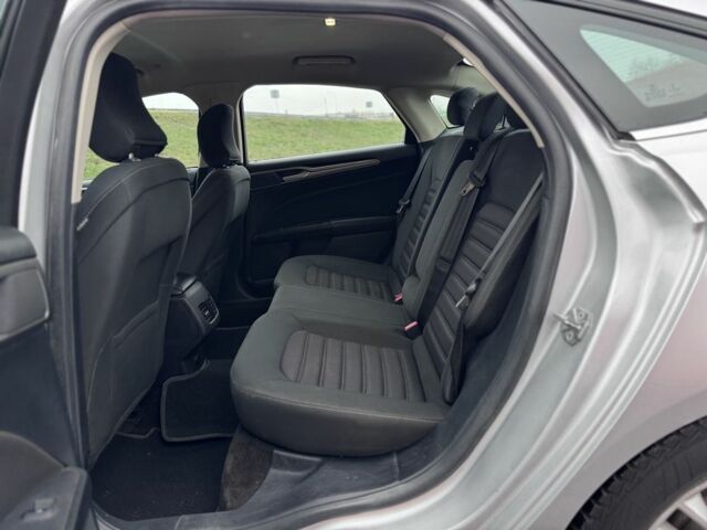 Серый Форд Фьюжн, объемом двигателя 2 л и пробегом 195 тыс. км за 12300 $, фото 20 на Automoto.ua