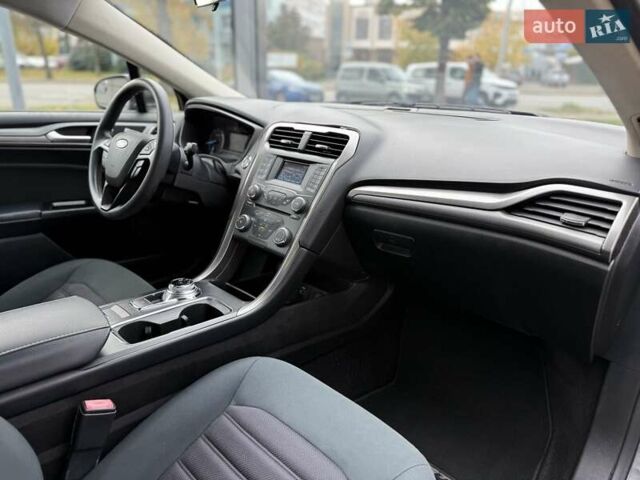 Сірий Форд Фьюжен, об'ємом двигуна 2.5 л та пробігом 147 тис. км за 12800 $, фото 11 на Automoto.ua