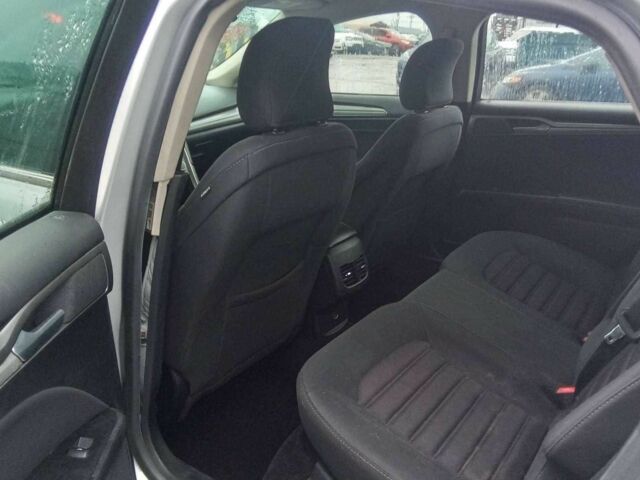 Сірий Форд Фьюжен, об'ємом двигуна 2 л та пробігом 162 тис. км за 9800 $, фото 9 на Automoto.ua