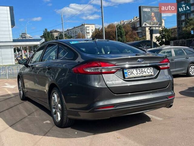 Форд Фьюжен 2017 у Києві на Automoto.ua Сірий Форд Фьюжен, об'ємом двигуна 2 л та пробігом 186 тис. км за 12900 $, фото 6 на Automoto.ua