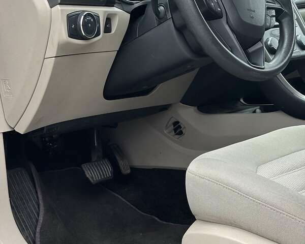 Сірий Форд Фьюжен, об'ємом двигуна 2 л та пробігом 207 тис. км за 13000 $, фото 24 на Automoto.ua