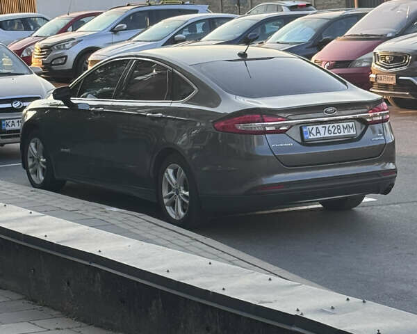Серый Форд Фьюжн, объемом двигателя 2 л и пробегом 125 тыс. км за 15398 $, фото 18 на Automoto.ua