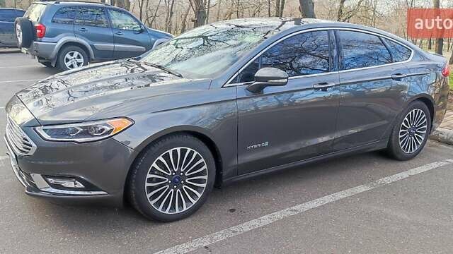 Сірий Форд Фьюжен, об'ємом двигуна 2 л та пробігом 230 тис. км за 14900 $, фото 17 на Automoto.ua