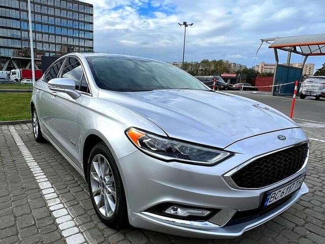 Форд Фьюжн 2017 в Львове на Automoto.ua Серый Форд Фьюжн, объемом двигателя 2 л и пробегом 107 тыс. км за 16700 $, фото 5 на Automoto.ua