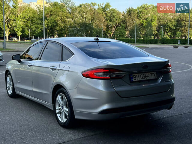 Сірий Форд Фьюжен, об'ємом двигуна 2 л та пробігом 173 тис. км за 16500 $, фото 16 на Automoto.ua