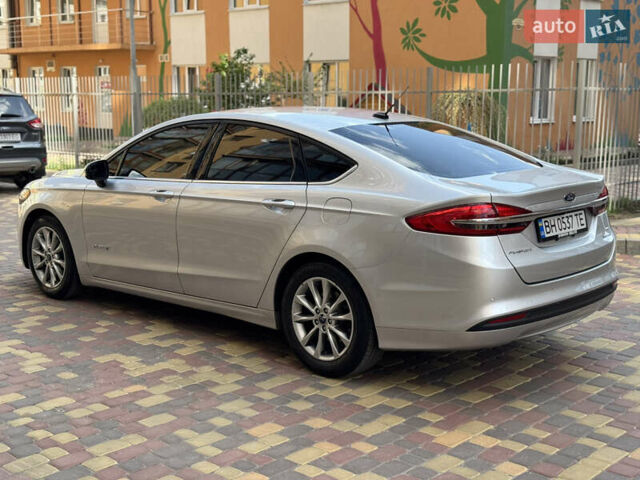 Сірий Форд Фьюжен, об'ємом двигуна 2 л та пробігом 100 тис. км за 14500 $, фото 2 на Automoto.ua
