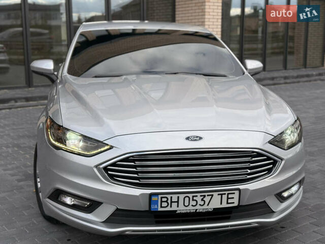 Форд Фьюжн 2018 в Виннице на Automoto.ua Серый Форд Фьюжн, объемом двигателя 2 л и пробегом 118 тыс. км за 14700 $, фото 2 на Automoto.ua