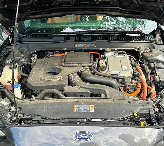 Сірий Форд Фьюжен, об'ємом двигуна 2 л та пробігом 73 тис. км за 20000 $, фото 8 на Automoto.ua