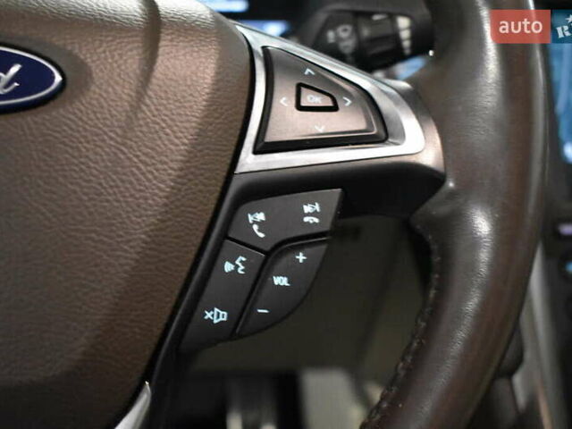 Серый Форд Фьюжн, объемом двигателя 2 л и пробегом 117 тыс. км за 3700 $, фото 13 на Automoto.ua