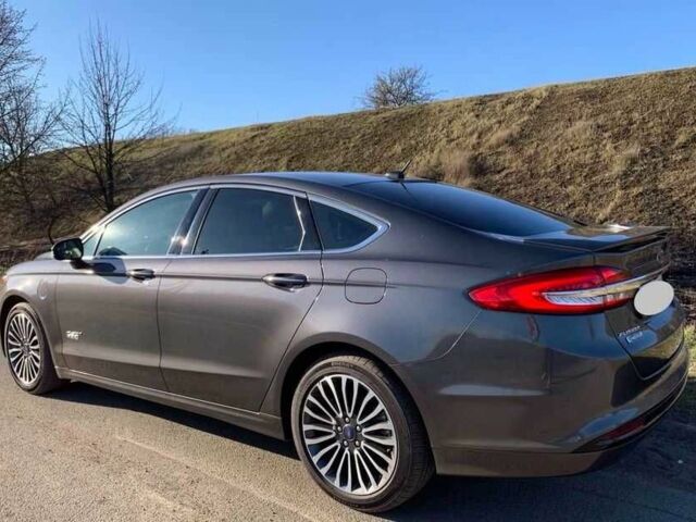 Форд Фьюжн 2018 в Киеве на Automoto.ua Серый Форд Фьюжн, объемом двигателя 2 л и пробегом 61 тыс. км за 12000 $, фото 3 на Automoto.ua