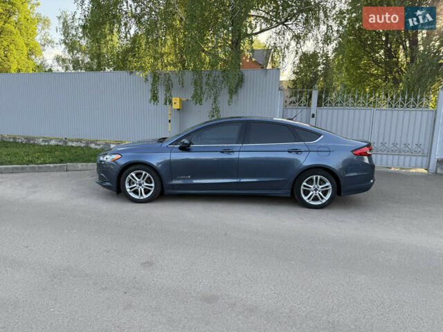 Серый Форд Фьюжн, объемом двигателя 2 л и пробегом 93 тыс. км за 16500 $, фото 3 на Automoto.ua