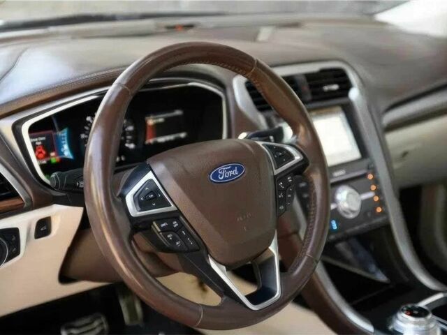 Сірий Форд Фьюжен, об'ємом двигуна 2 л та пробігом 62 тис. км за 4000 $, фото 11 на Automoto.ua