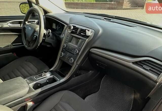 Сірий Форд Фьюжен, об'ємом двигуна 2.49 л та пробігом 184 тис. км за 12500 $, фото 2 на Automoto.ua