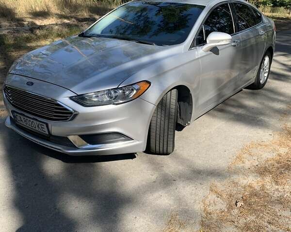 Форд Фьюжн 2018 в Черкассах на Automoto.ua Серый Форд Фьюжн, объемом двигателя 2.49 л и пробегом 125 тыс. км за 12950 $, фото 1 на Automoto.ua