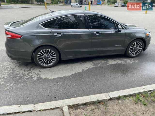 Серый Форд Фьюжн, объемом двигателя 2 л и пробегом 110 тыс. км за 14000 $, фото 2 на Automoto.ua