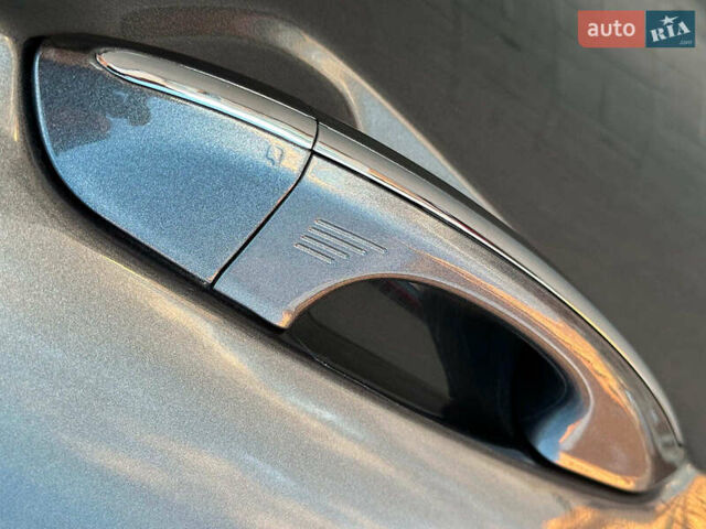 Сірий Форд Фьюжен, об'ємом двигуна 2 л та пробігом 68 тис. км за 17780 $, фото 10 на Automoto.ua
