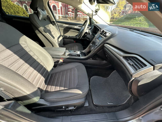 Форд Фьюжен 2018 у Дніпро (Дніпропетровську) на Automoto.ua Сірий Форд Фьюжен, об'ємом двигуна 2.5 л та пробігом 184 тис. км за 12800 $, фото 17 на Automoto.ua