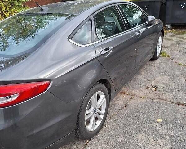 Серый Форд Фьюжн, объемом двигателя 2.49 л и пробегом 24 тыс. км за 17715 $, фото 1 на Automoto.ua