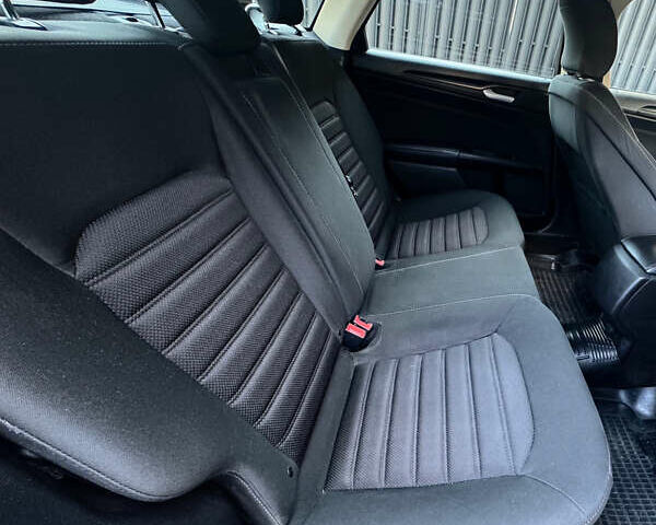 Серый Форд Фьюжн, объемом двигателя 2.5 л и пробегом 103 тыс. км за 11900 $, фото 18 на Automoto.ua