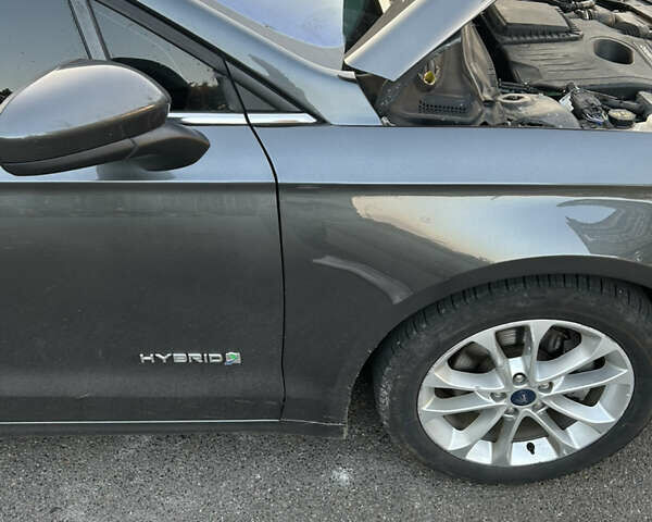 Серый Форд Фьюжн, объемом двигателя 2 л и пробегом 132 тыс. км за 14000 $, фото 16 на Automoto.ua