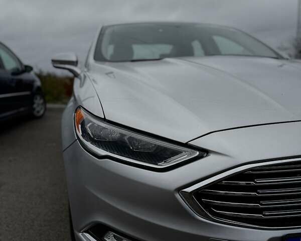 Серый Форд Фьюжн, объемом двигателя 2 л и пробегом 117 тыс. км за 16400 $, фото 3 на Automoto.ua