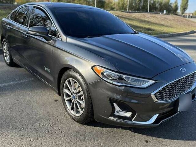 Серый Форд Фьюжн, объемом двигателя 2 л и пробегом 94 тыс. км за 13600 $, фото 2 на Automoto.ua