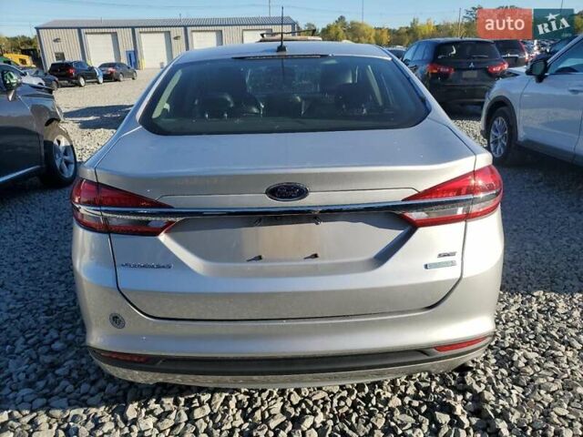 Сірий Форд Фьюжен, об'ємом двигуна 1.5 л та пробігом 152 тис. км за 1800 $, фото 5 на Automoto.ua