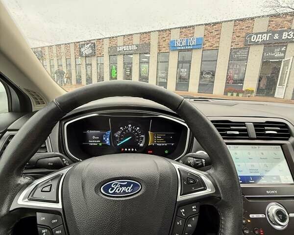 Серый Форд Фьюжн, объемом двигателя 2 л и пробегом 117 тыс. км за 16400 $, фото 13 на Automoto.ua