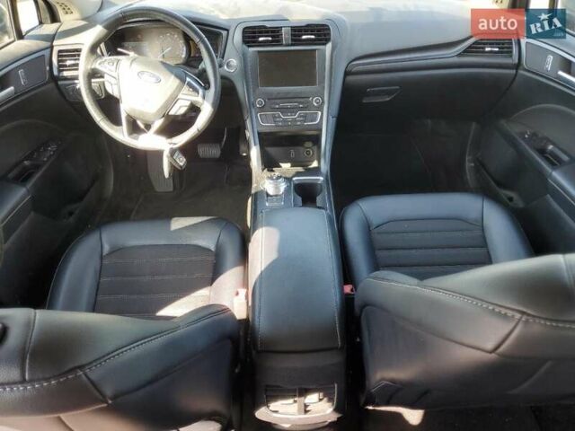 Серый Форд Фьюжн, объемом двигателя 1.5 л и пробегом 68 тыс. км за 2300 $, фото 7 на Automoto.ua