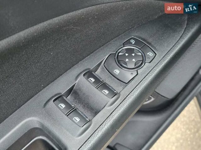 Серый Форд Фьюжн, объемом двигателя 2 л и пробегом 120 тыс. км за 15800 $, фото 27 на Automoto.ua