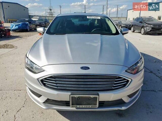 Серый Форд Фьюжн, объемом двигателя 2 л и пробегом 155 тыс. км за 1500 $, фото 5 на Automoto.ua