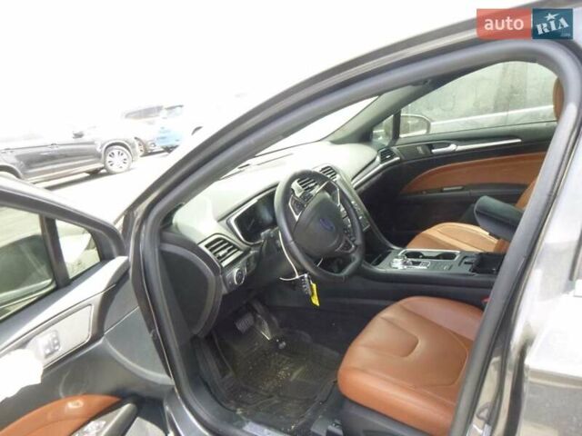 Серый Форд Фьюжн, объемом двигателя 2 л и пробегом 75 тыс. км за 18500 $, фото 8 на Automoto.ua