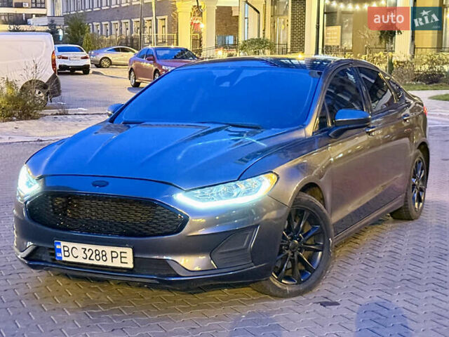 Сірий Форд Фьюжен, об'ємом двигуна 2 л та пробігом 176 тис. км за 11500 $, фото 1 на Automoto.ua