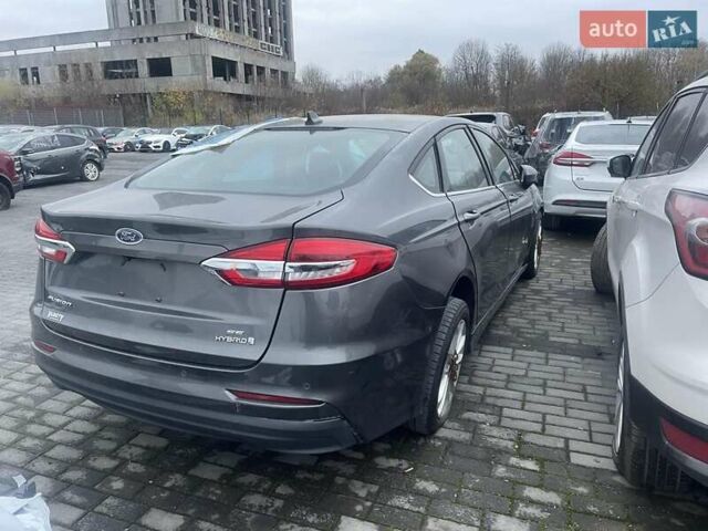 Серый Форд Фьюжн, объемом двигателя 2 л и пробегом 184 тыс. км за 8700 $, фото 1 на Automoto.ua