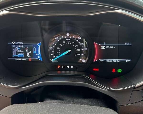 Серый Форд Фьюжн, объемом двигателя 2 л и пробегом 75 тыс. км за 18500 $, фото 3 на Automoto.ua