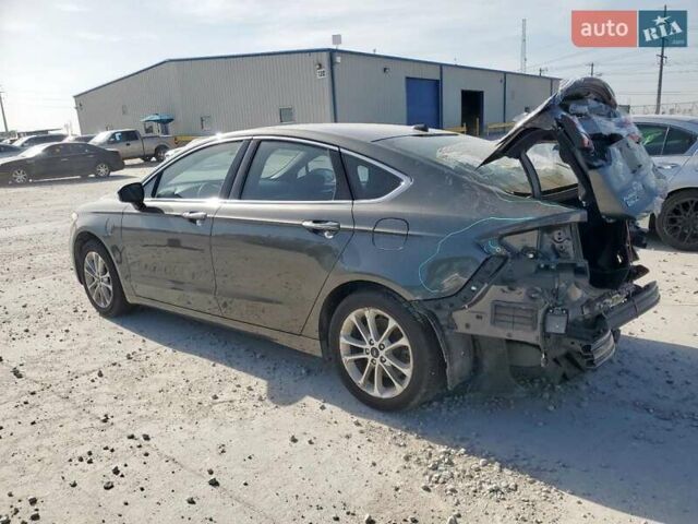 Сірий Форд Фьюжен, об'ємом двигуна 2 л та пробігом 124 тис. км за 11882 $, фото 5 на Automoto.ua