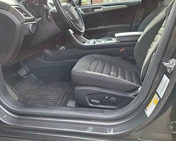 Серый Форд Фьюжн, объемом двигателя 2.49 л и пробегом 24 тыс. км за 17715 $, фото 4 на Automoto.ua