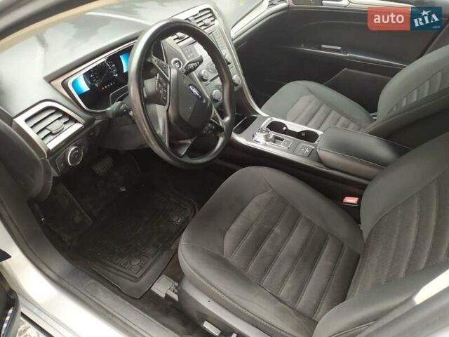 Форд Фьюжн 2018 в Киеве на Automoto.ua Серый Форд Фьюжн, объемом двигателя 2 л и пробегом 104 тыс. км за 14000 $, фото 7 на Automoto.ua