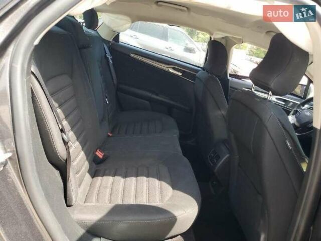 Серый Форд Фьюжн, объемом двигателя 2 л и пробегом 184 тыс. км за 8700 $, фото 9 на Automoto.ua