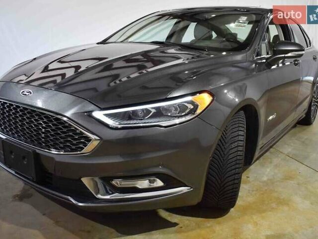 Серый Форд Фьюжн, объемом двигателя 2 л и пробегом 117 тыс. км за 3700 $, фото 2 на Automoto.ua