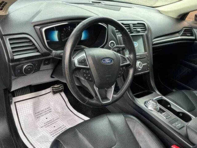 Сірий Форд Фьюжен, об'ємом двигуна 2 л та пробігом 79 тис. км за 9000 $, фото 9 на Automoto.ua