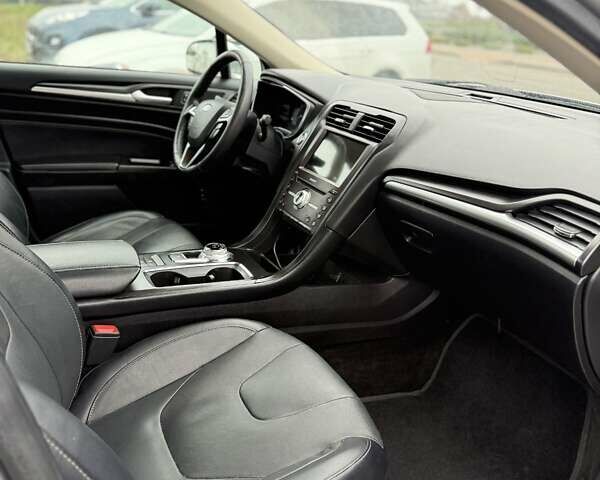 Серый Форд Фьюжн, объемом двигателя 2 л и пробегом 117 тыс. км за 16400 $, фото 21 на Automoto.ua