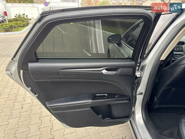 Серый Форд Фьюжн, объемом двигателя 2 л и пробегом 145 тыс. км за 16000 $, фото 16 на Automoto.ua