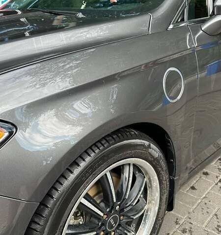 Серый Форд Фьюжн, объемом двигателя 2 л и пробегом 75 тыс. км за 18500 $, фото 6 на Automoto.ua